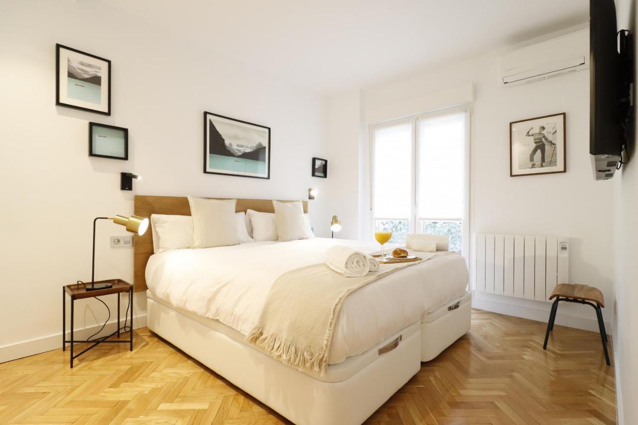 Royal Madrid Apartment Exterior photo